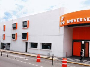 Universidad IEU